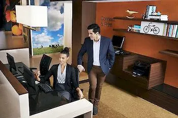 Fairfield Inn & Suites By Marriott Calgary Downtown 3*,  Canada